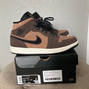 NIKE AIR JORDAN 1 MID SE ‘DARK CHOCOLATE’  MENS SHOE SIZE 10